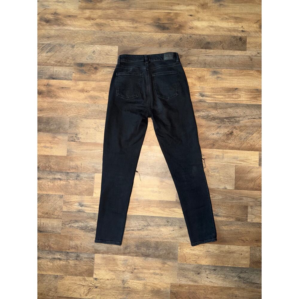 American Eagle women’s STRIGID distressed mom black denim jeans - Picture 16 of 16